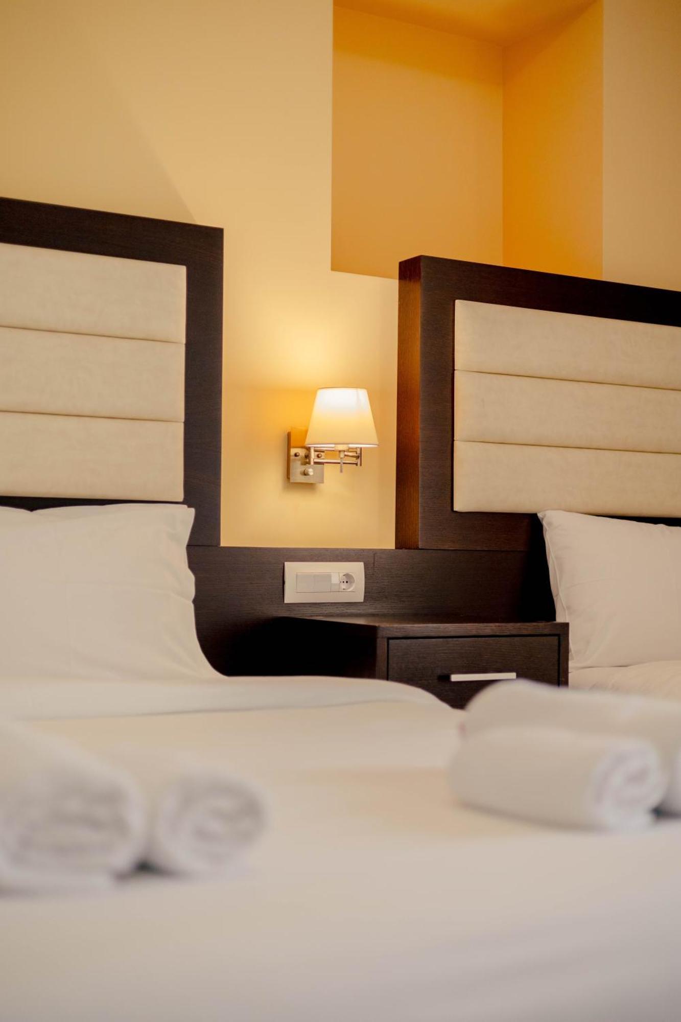 Hotel Kyani Akti クシロカストロ エクステリア 写真