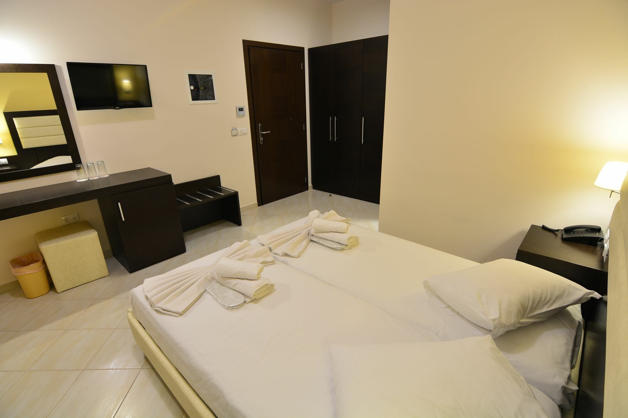 Hotel Kyani Akti クシロカストロ エクステリア 写真